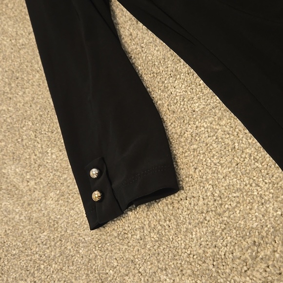 Women's Size L Black Shirt With Silver Buttons - Picture 2 of 4